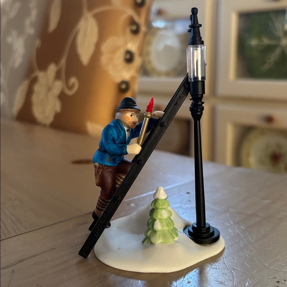 Department 56 Lamplighter Accessory Set